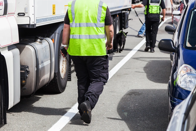 Sicherheitskontrolle LKW